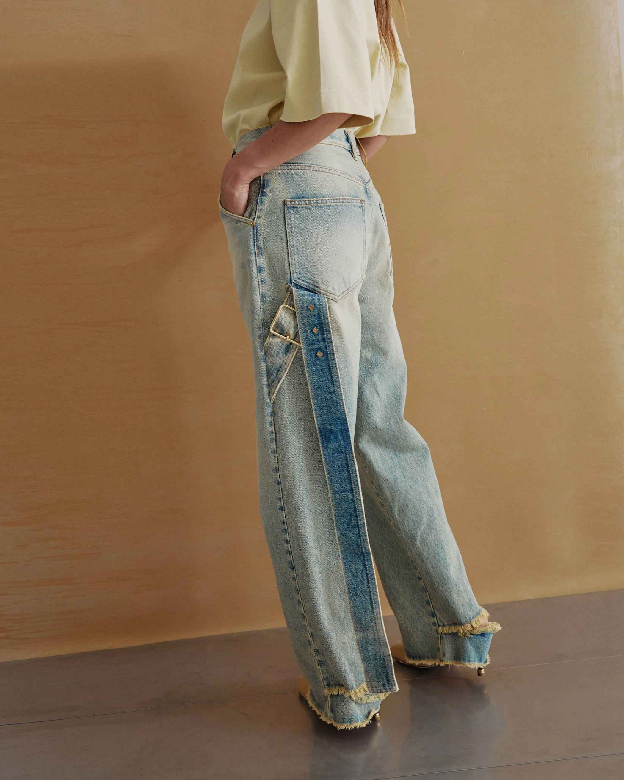 LISA - BELT ADORNED LOOSE FIT DENIM - Image 4