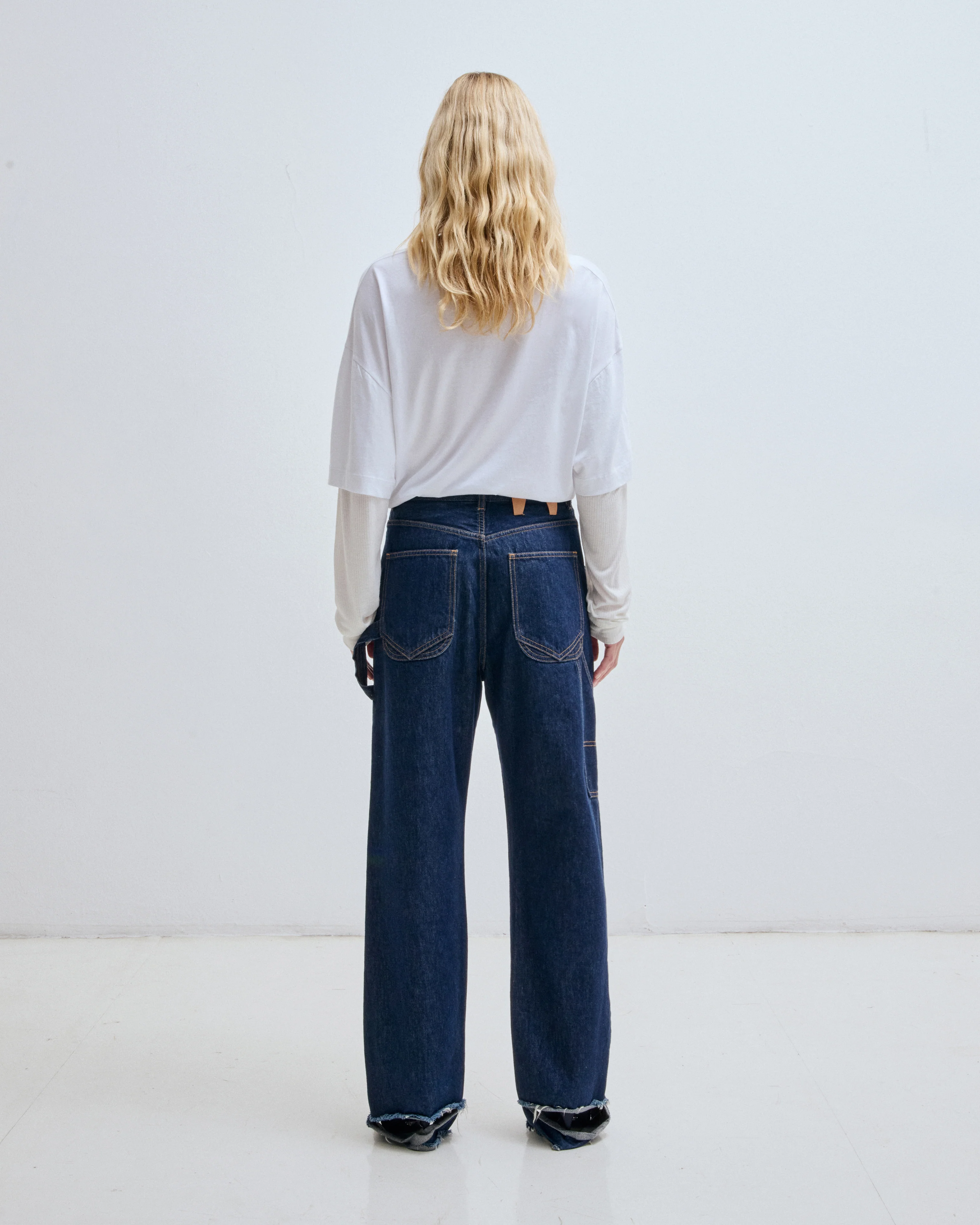 LISA - SILK SCARF ADORNED LOOSE FIT CARPENTER RAW DENIM - Image 4